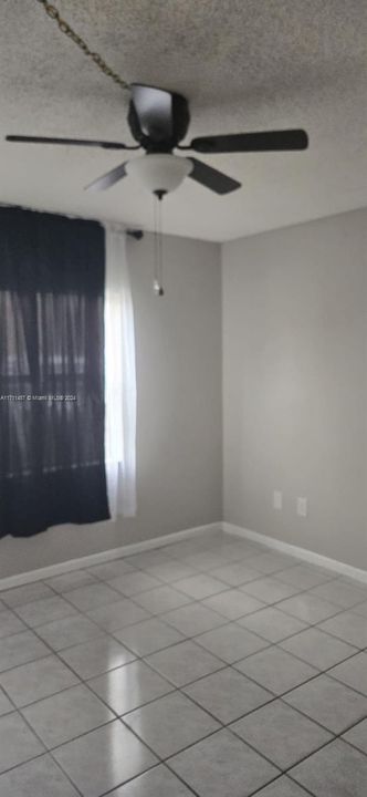 For Rent: $2,400 (2 beds, 2 baths, 747 Square Feet)