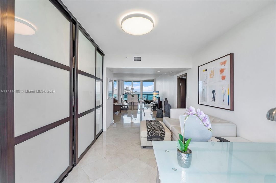 For Sale: $1,680,000 (2 beds, 2 baths, 1750 Square Feet)