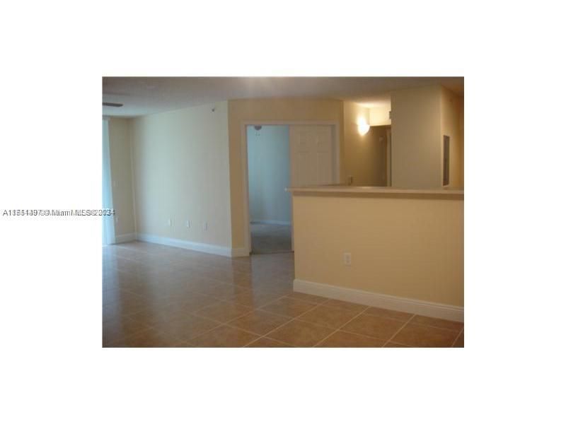 For Sale: $329,900 (3 beds, 2 baths, 1058 Square Feet)