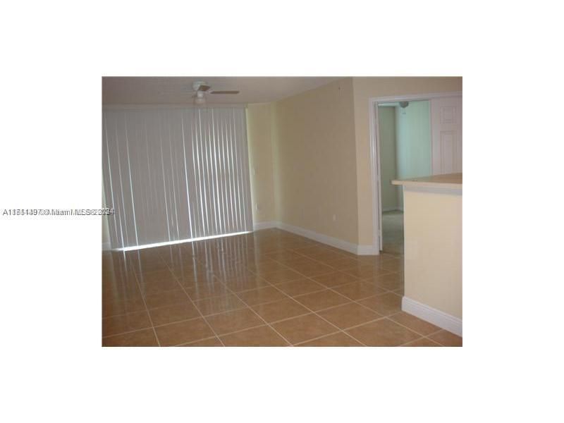 For Sale: $329,900 (3 beds, 2 baths, 1058 Square Feet)