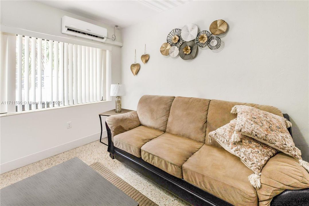 For Sale: $1,100,000 (0 beds, 0 baths, 2180 Square Feet)