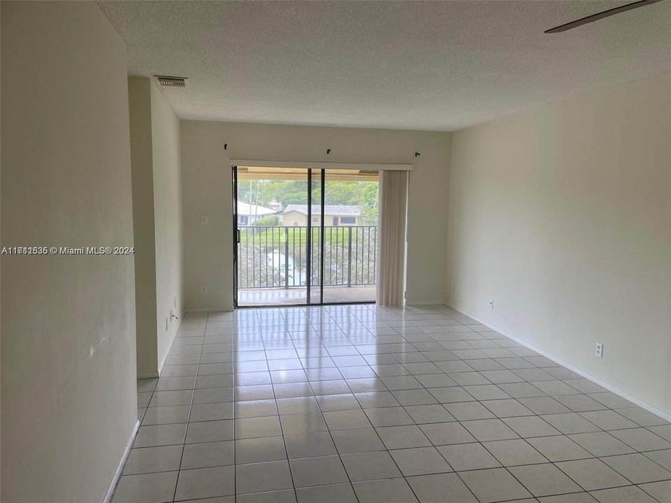 For Rent: $1,775 (2 beds, 2 baths, 840 Square Feet)