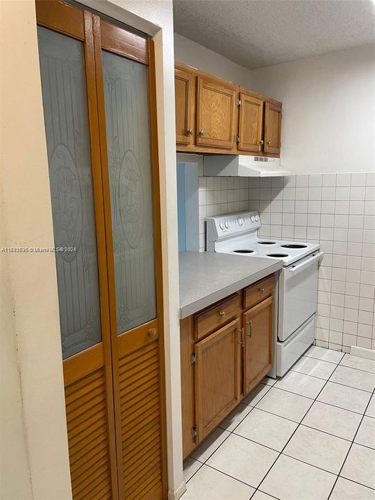 For Rent: $1,775 (2 beds, 2 baths, 840 Square Feet)