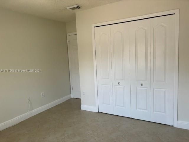 For Rent: $4,000 (3 beds, 2 baths, 1617 Square Feet)