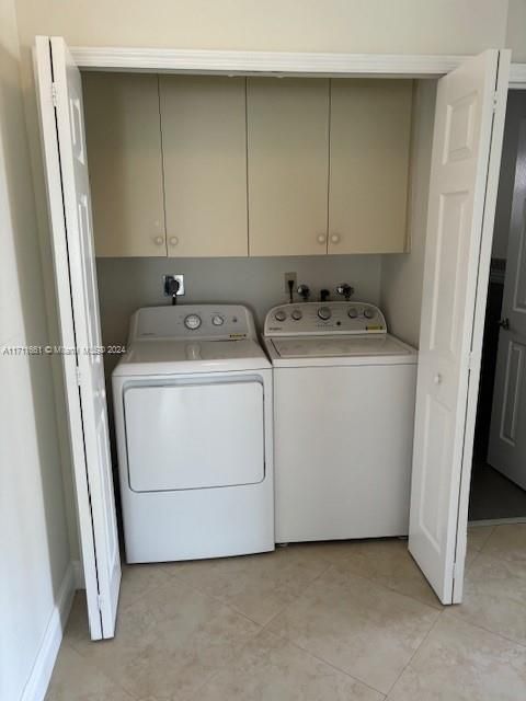 For Rent: $4,000 (3 beds, 2 baths, 1617 Square Feet)