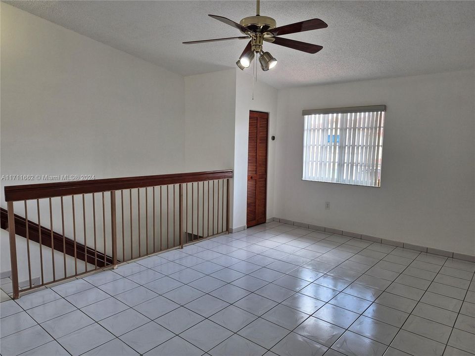 For Rent: $2,550 (2 beds, 2 baths, 960 Square Feet)