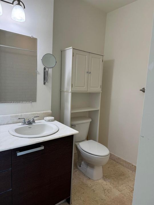 For Rent: $3,700 (2 beds, 2 baths, 1061 Square Feet)