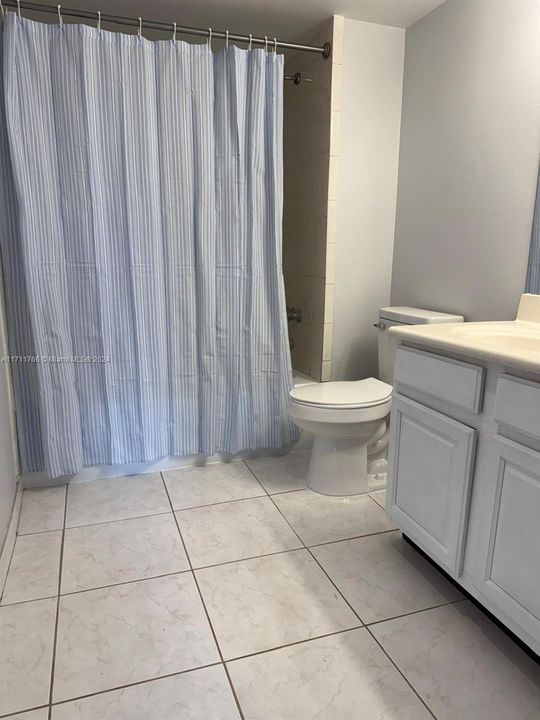 For Rent: $2,200 (2 beds, 2 baths, 1255 Square Feet)