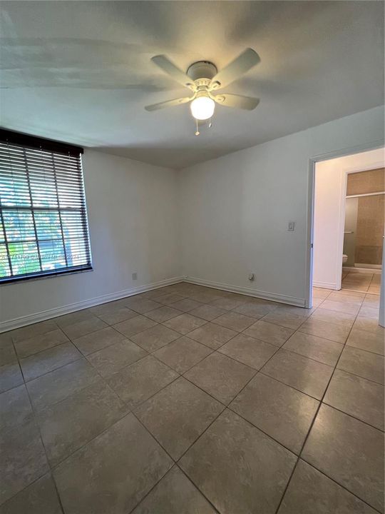 For Rent: $3,050 (3 beds, 2 baths, 1378 Square Feet)