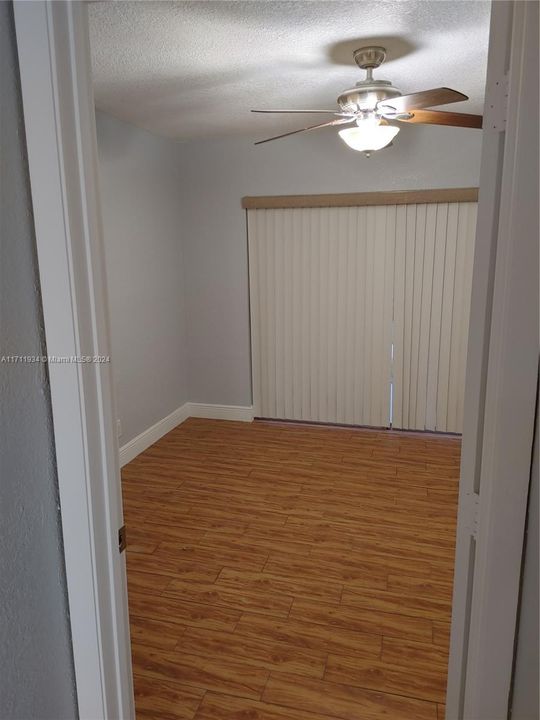 For Rent: $2,400 (3 beds, 2 baths, 1262 Square Feet)