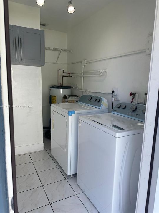 For Sale: $470,000 (3 beds, 1 baths, 0 Square Feet)