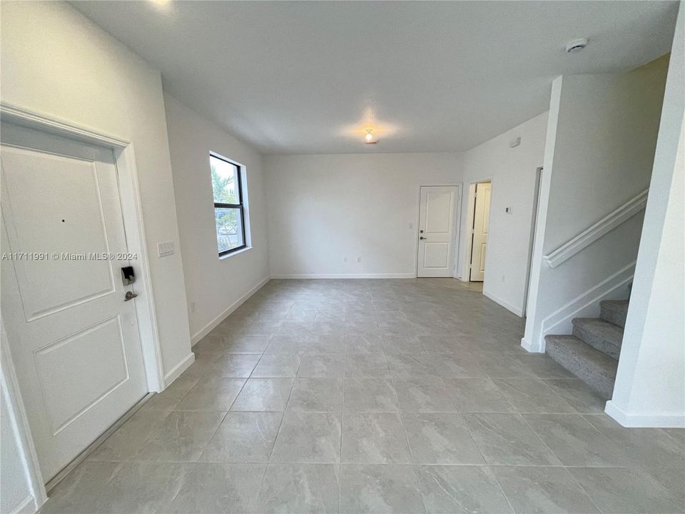 For Rent: $3,100 (3 beds, 2 baths, 0 Square Feet)