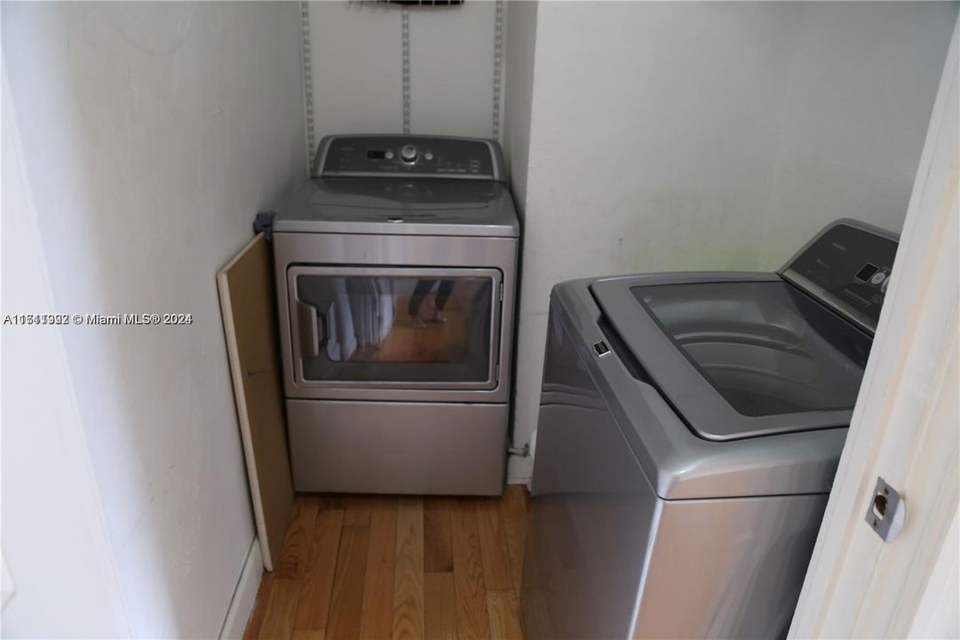 Large In -Unit Laundry washer & Dryer