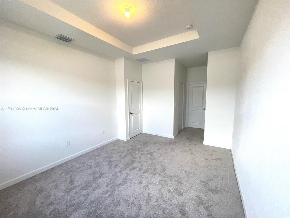 For Rent: $3,200 (4 beds, 2 baths, 0 Square Feet)