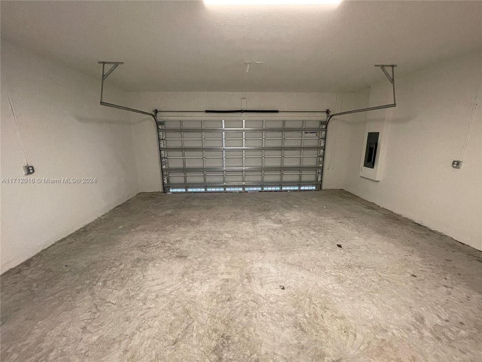 For Rent: $3,100 (3 beds, 2 baths, 0 Square Feet)