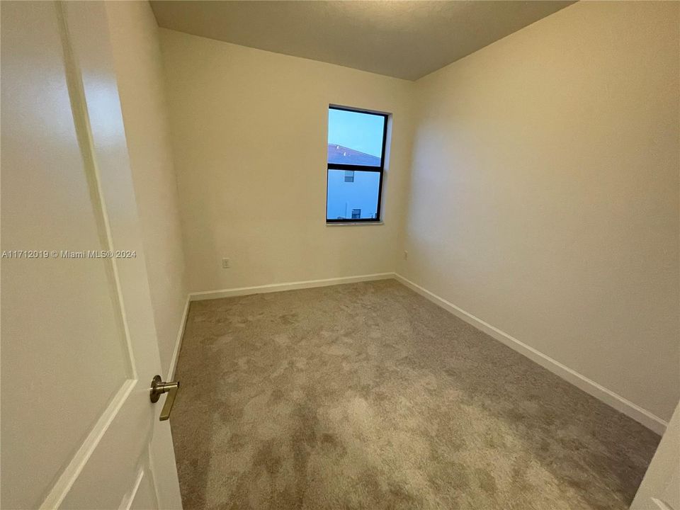 For Rent: $3,200 (4 beds, 2 baths, 0 Square Feet)