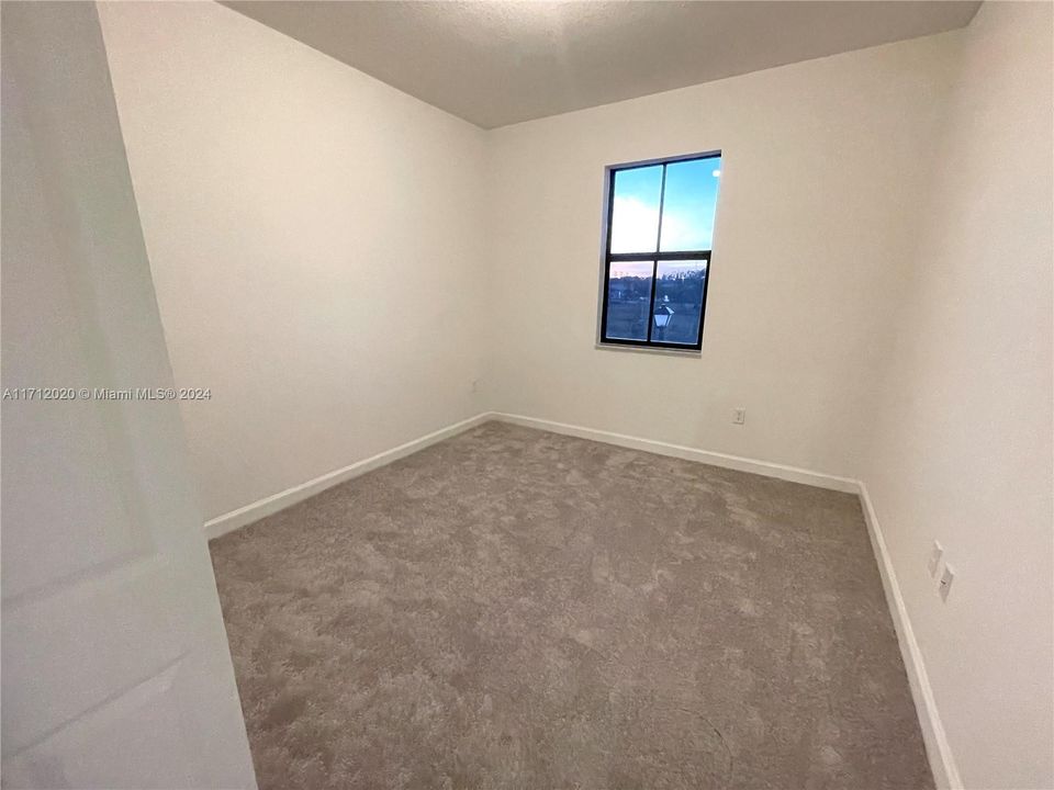 For Rent: $2,850 (3 beds, 2 baths, 0 Square Feet)