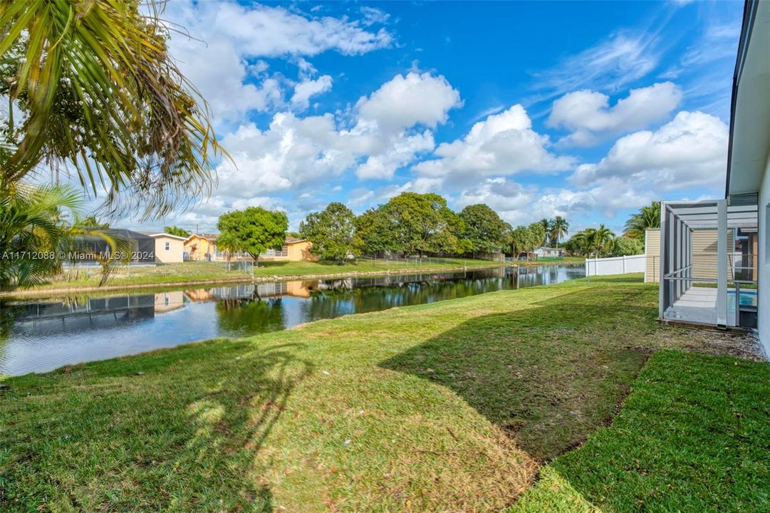 For Sale: $619,000 (4 beds, 2 baths, 1768 Square Feet)