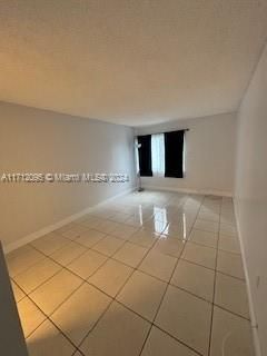 For Rent: $2,100 (2 beds, 2 baths, 1057 Square Feet)