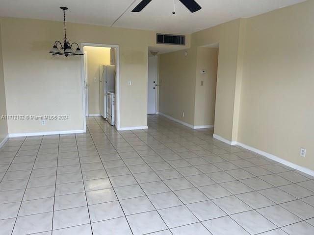 For Rent: $1,950 (2 beds, 2 baths, 1000 Square Feet)