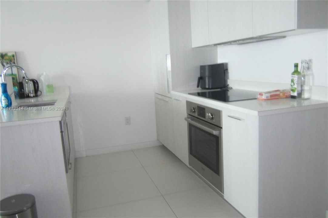 For Rent: $3,500 (1 beds, 1 baths, 622 Square Feet)