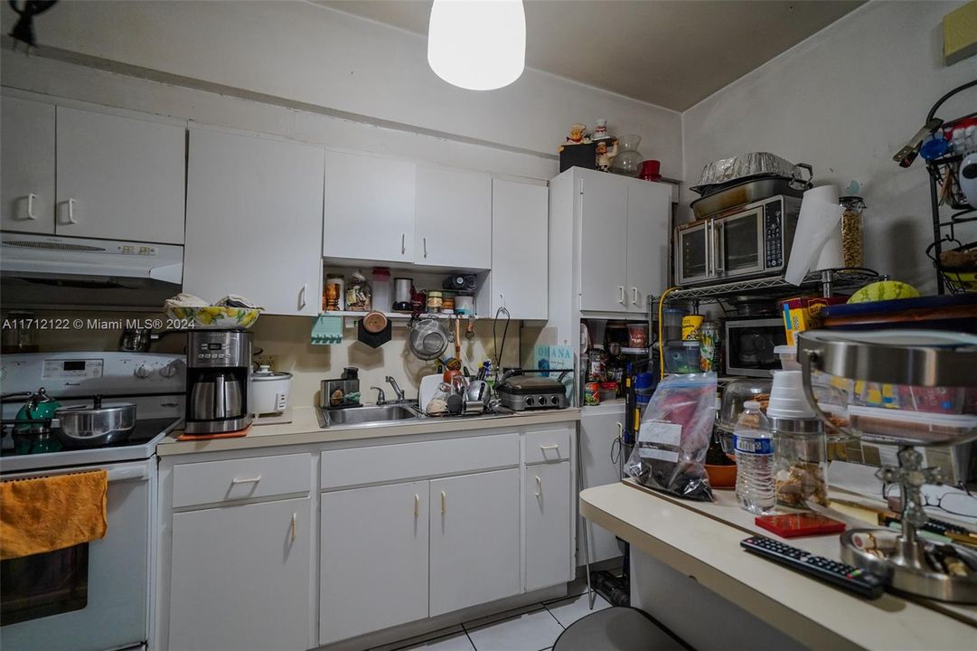 For Sale: $950,000 (0 beds, 0 baths, 1830 Square Feet)