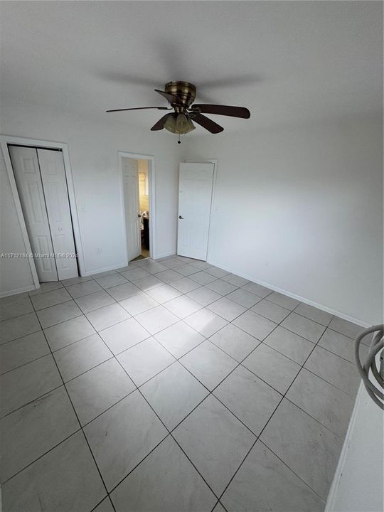 For Rent: $1,600 (1 beds, 1 baths, 450 Square Feet)