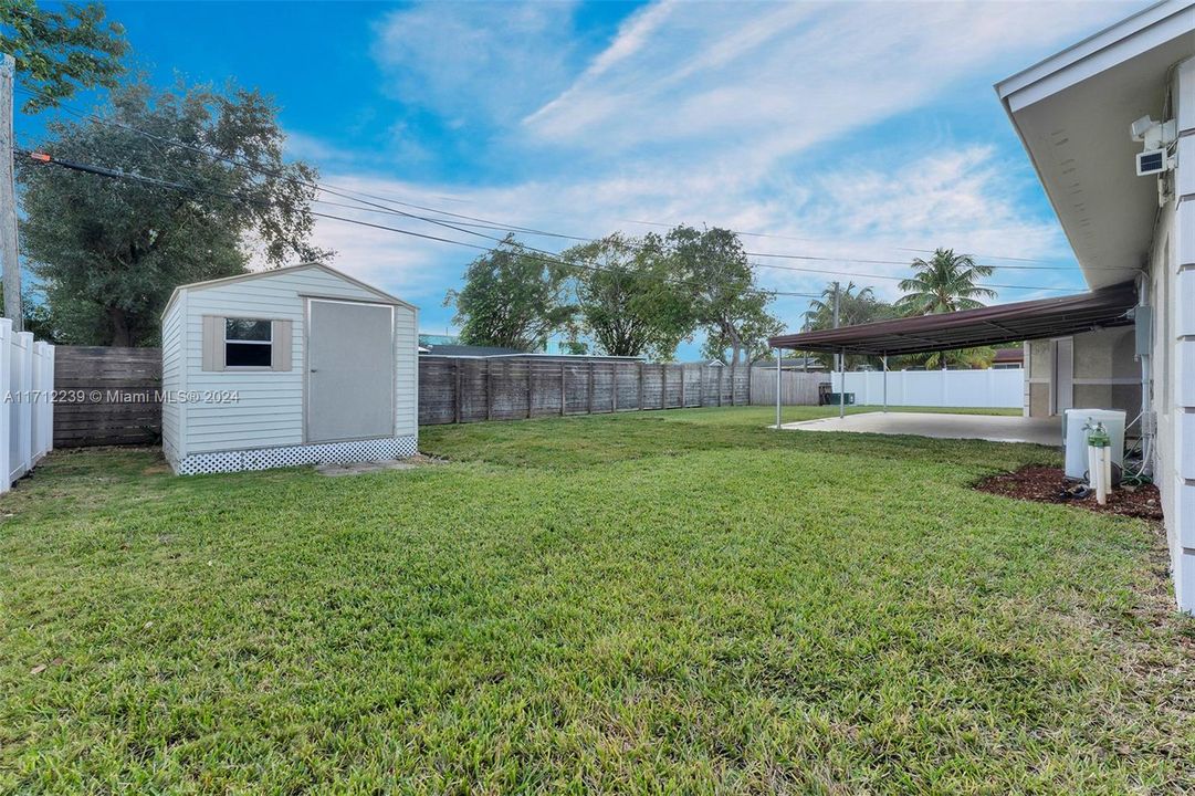 For Sale: $520,000 (3 beds, 2 baths, 1040 Square Feet)