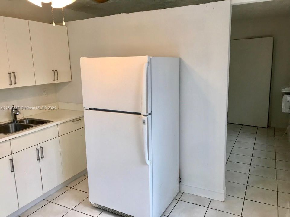 For Rent: $1,250 (0 beds, 1 baths, 0 Square Feet)