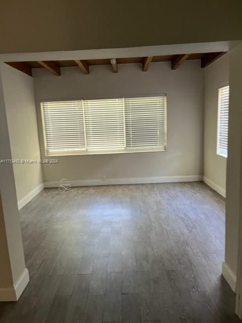 For Rent: $4,000 (2 beds, 2 baths, 1387 Square Feet)