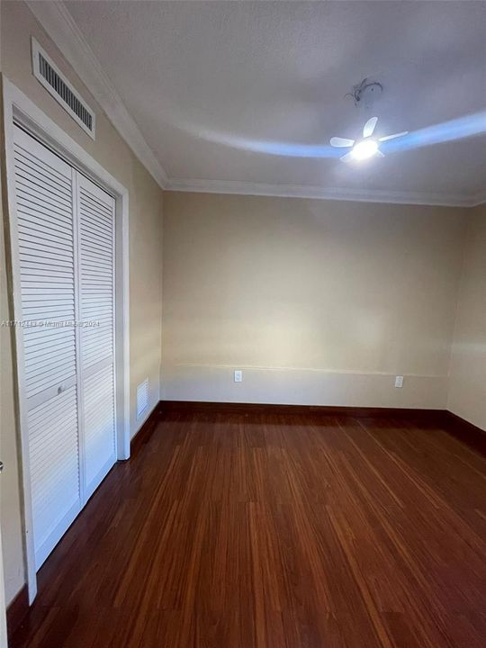 For Rent: $2,300 (2 beds, 2 baths, 817 Square Feet)