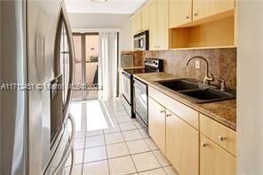 For Sale: $315,000 (2 beds, 2 baths, 1436 Square Feet)