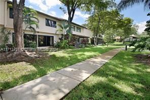 For Sale: $315,000 (2 beds, 2 baths, 1436 Square Feet)