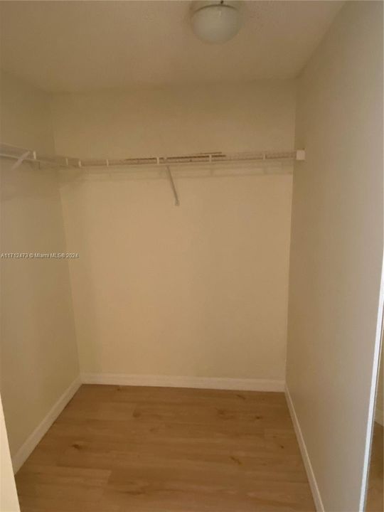 For Rent: $2,200 (2 beds, 2 baths, 1112 Square Feet)