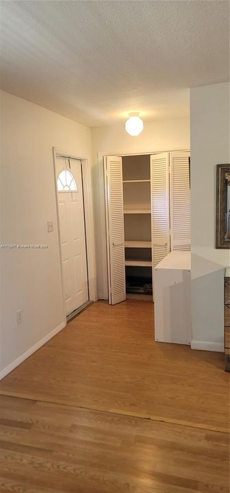 For Rent: $3,200 (3 beds, 2 baths, 1582 Square Feet)