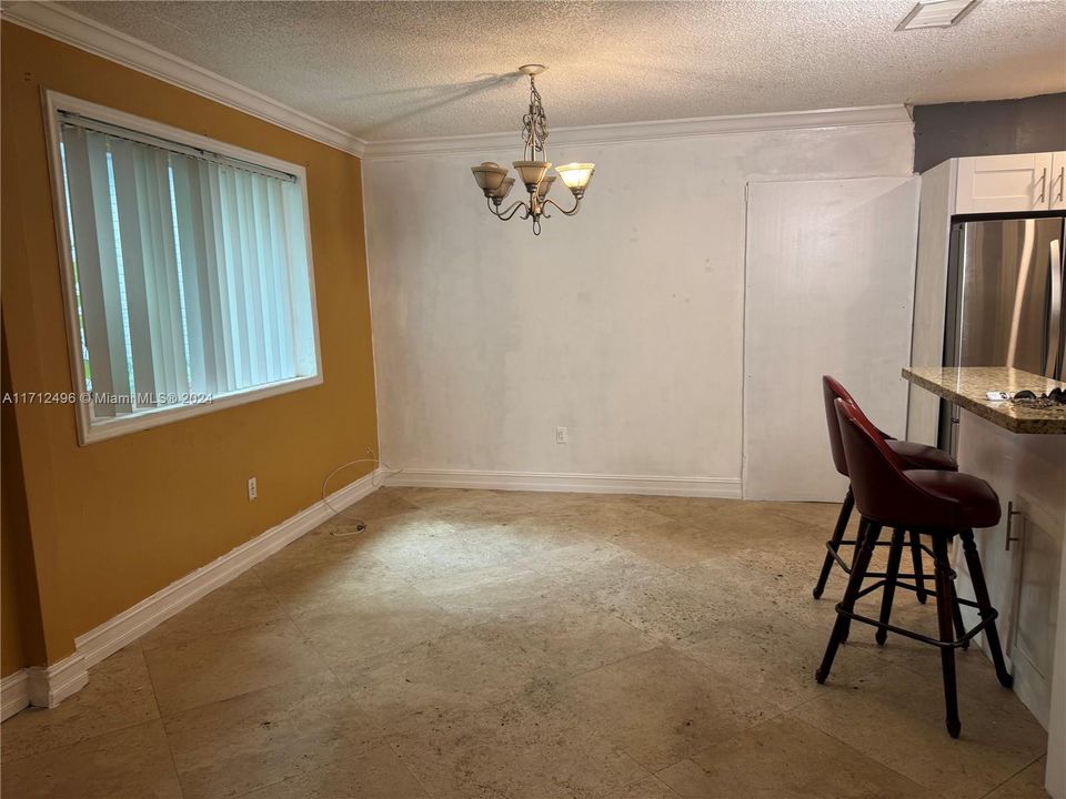 For Rent: $3,200 (3 beds, 2 baths, 1776 Square Feet)