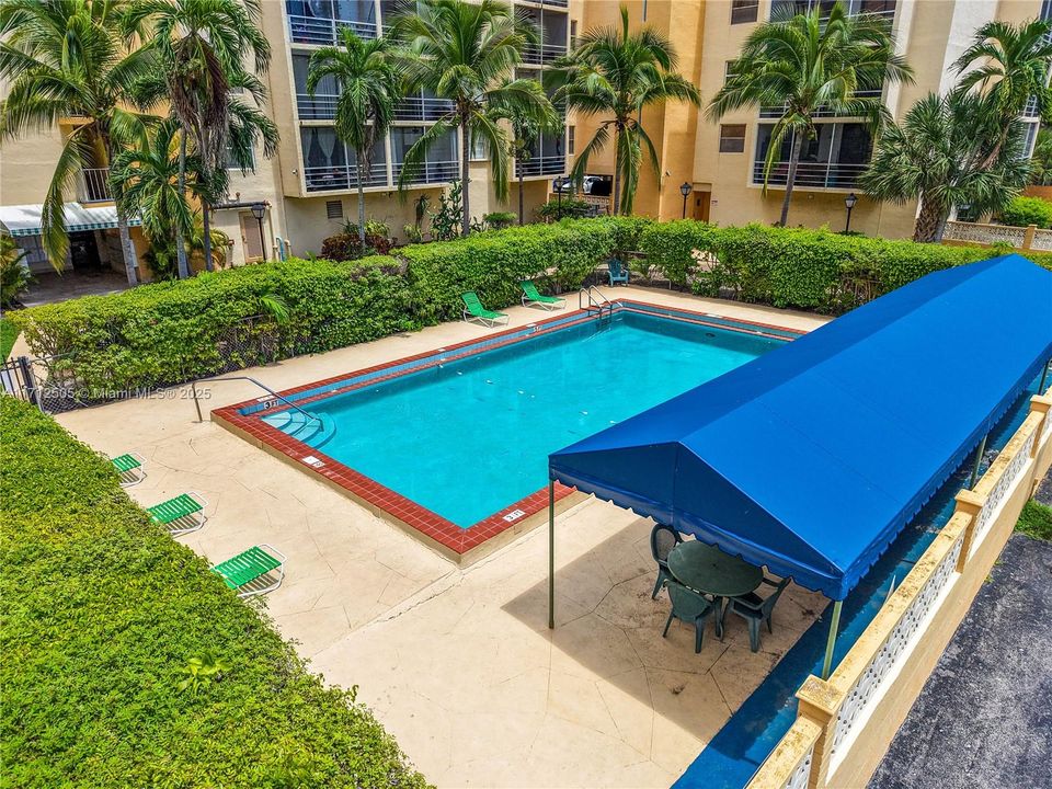 Vendido Recientemente: $193,900 (1 camas, 1 baños, 808 Pies cuadrados)