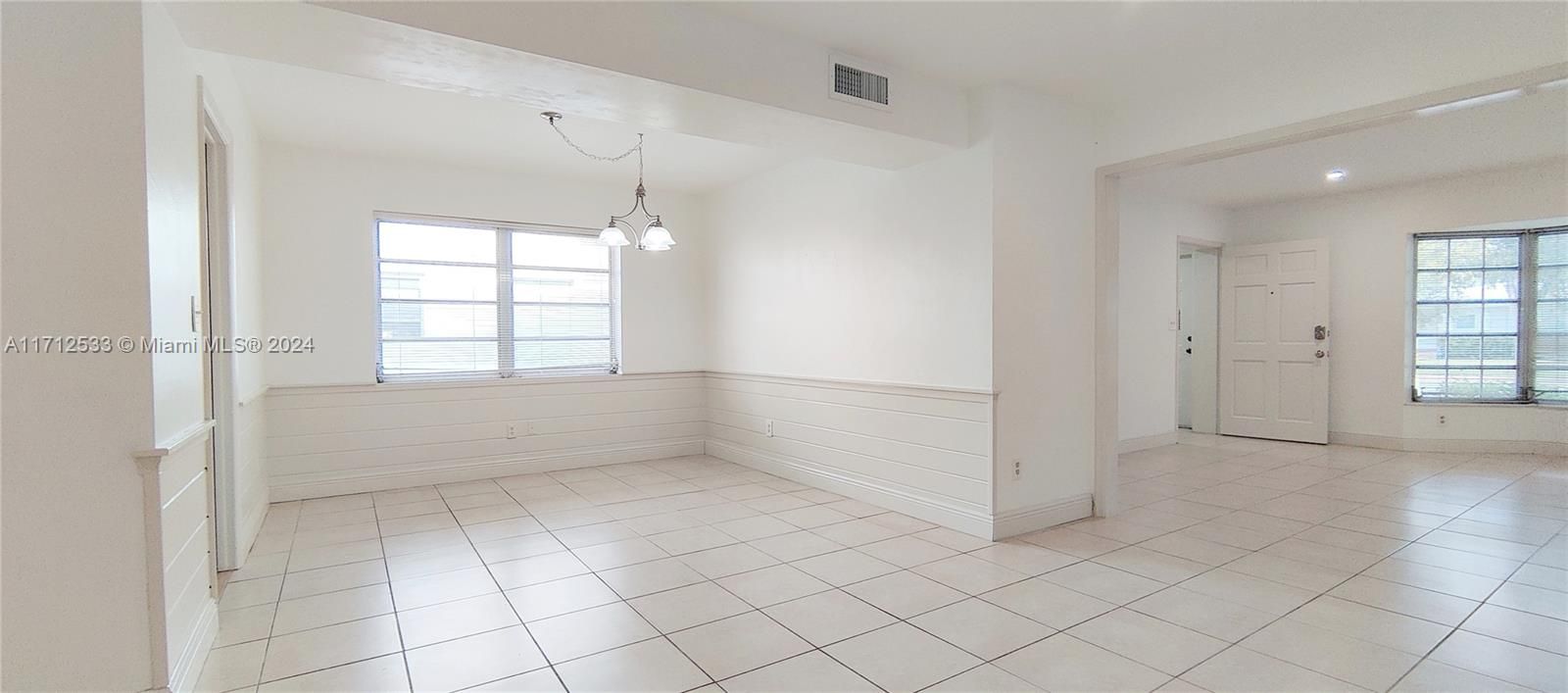 For Rent: $3,750 (2 beds, 2 baths, 1850 Square Feet)