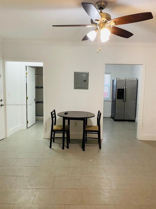 For Sale: $175,000 (1 beds, 1 baths, 568 Square Feet)