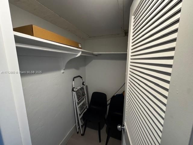 En Venta: $569,000 (2 camas, 2 baños, 1121 Pies cuadrados)