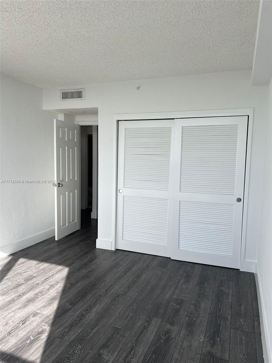 For Rent: $5,000 (2 beds, 2 baths, 1121 Square Feet)