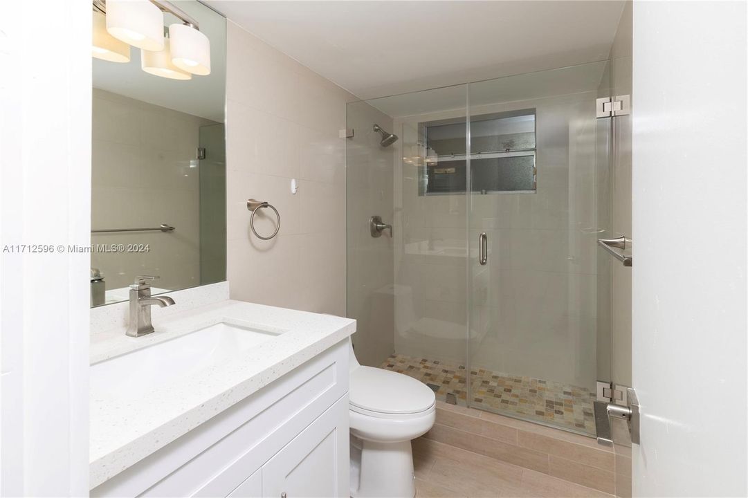 For Sale: $269,900 (2 beds, 2 baths, 1060 Square Feet)