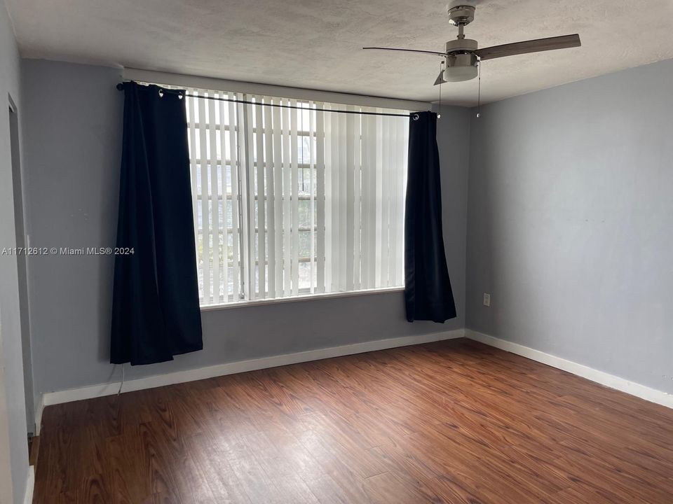 For Rent: $1,580 (1 beds, 1 baths, 617 Square Feet)