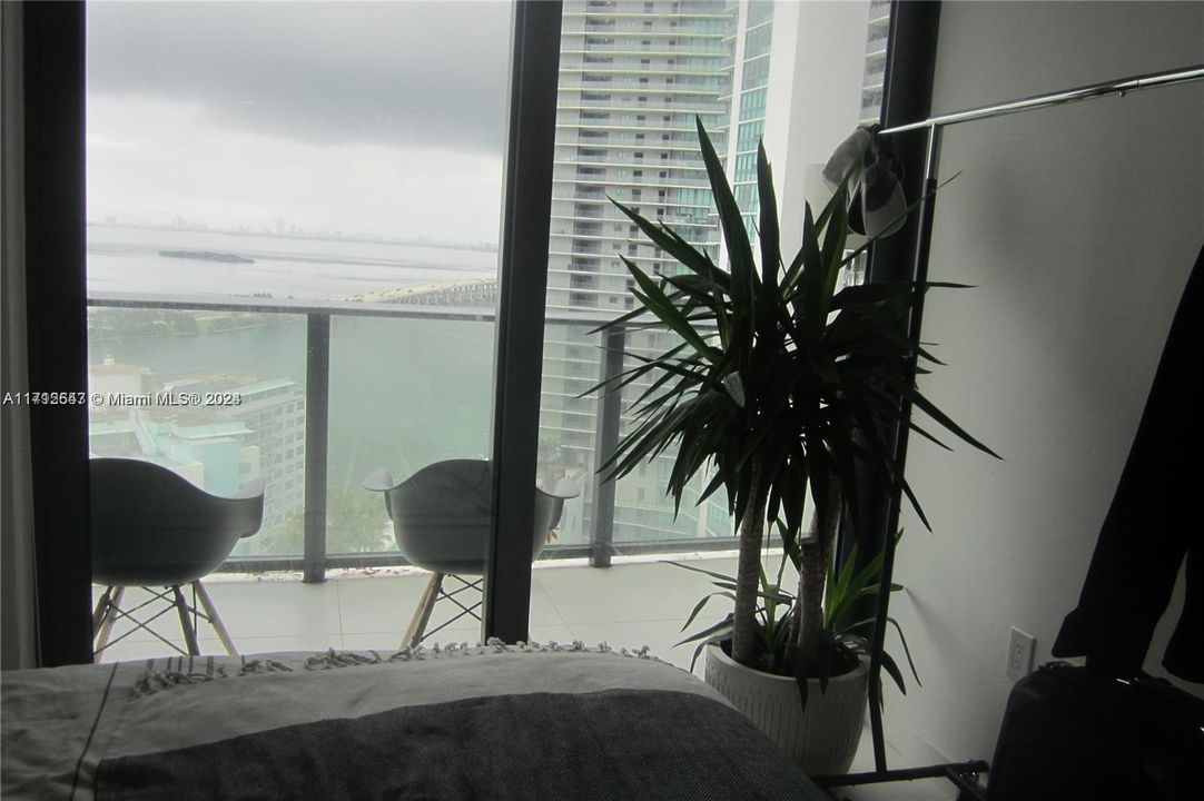 For Sale: $524,999 (1 beds, 1 baths, 622 Square Feet)