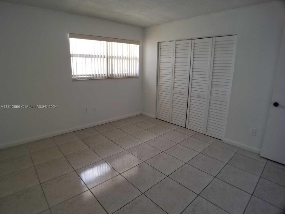 For Rent: $1,500 (1 beds, 1 baths, 677 Square Feet)