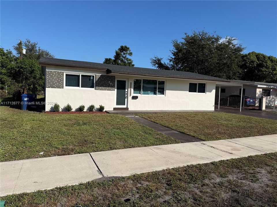 For Sale: $615,000 (3 beds, 2 baths, 1490 Square Feet)