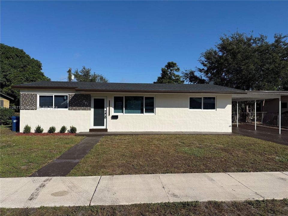 For Sale: $615,000 (3 beds, 2 baths, 1490 Square Feet)