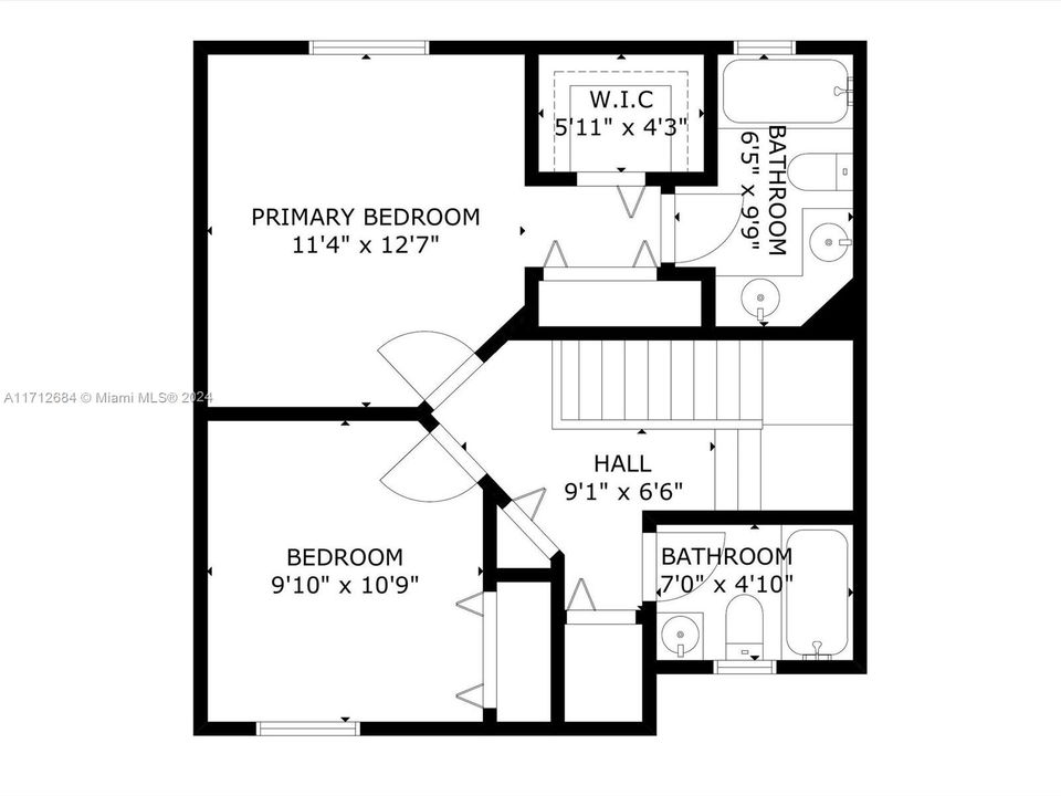 На продажу: $425,000 (2 спален, 2 ванн, 1123 Квадратных фут)