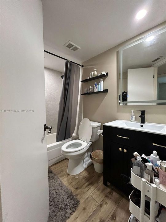 Bathroom 2