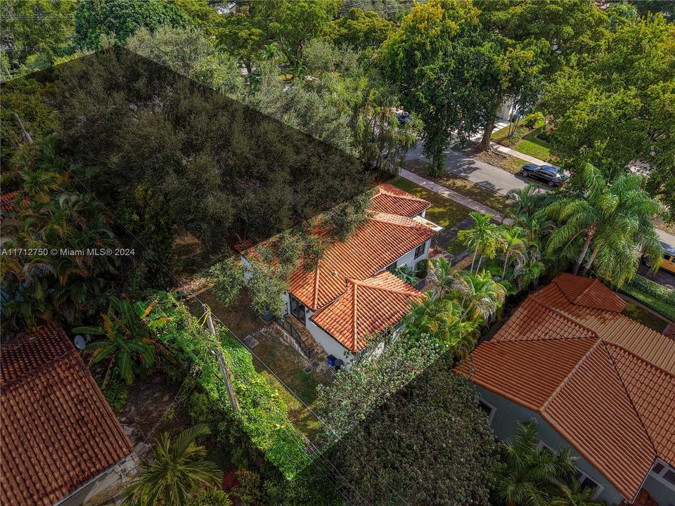 En Venta: $1,275,000 (2 camas, 2 baños, 1310 Pies cuadrados)